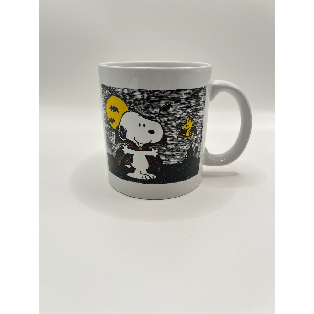 Peanuts Snoopy Vampire Halloween Coffee Mug Woodstock Ceramic White 2019 ICUP